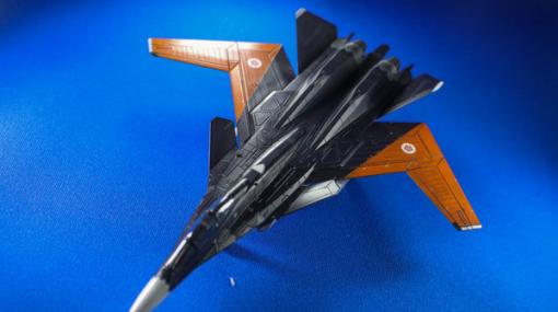 『エースコンバット7』コトブキヤ1/144「X-02S」レビュー…ディテール強化とロール軸追加で展示しやすさも向上！【ゲーム系プラモって実際どう？】