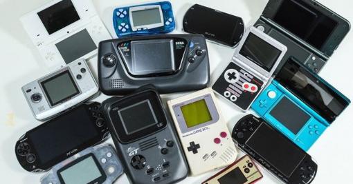 任天堂が3DSの生産終了を発表し、1989年から31年続いた「携帯専用ゲーム機」の歴史に幕 - Togetter