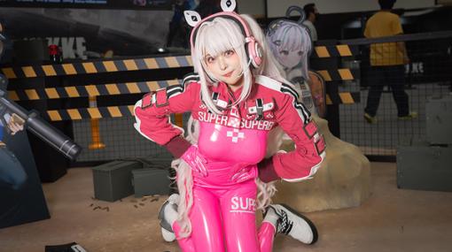 【G-STAR 2022】『NIKKE』アリスの公式コスプレイヤーの笑顔が最高に愛らしい【写真18枚】