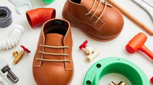 マンマミーア！老舗ブーツメーカーが「マリオの靴」を忠実に再現―現在はNintendo NYで展示中