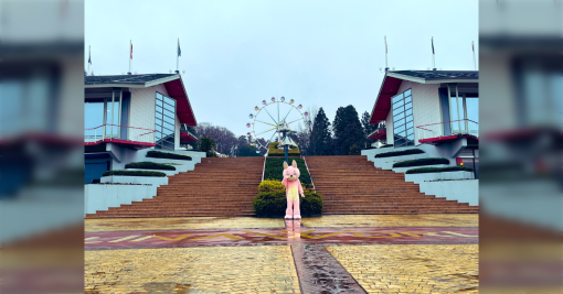 『たのむ、誰か来てくれ』山形県のゆるキャラ、遊園地のイベントに出演するも雨でガラガラ「サイレントヒルかと思った」