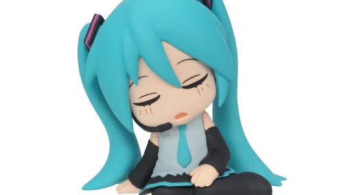 ミクさんたちが寄りかかって眠るかわいいフィギュア“肩ズンFig.初音ミク”5月下旬にガチャで登場。鏡音レン・リン、巡音ルカも仲間入り