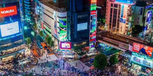 Beepleら世界的アーティストと共にあなたの作品が渋谷スクランブル交差点の巨大ビルボードに流れるチャンス⁉  - ニュース
