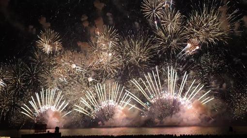『FF14』花火イベント千葉会場リポート。夜の海上に描き出されるエオルゼアでの冒険の数々。潮風を感じながら見る花火と音楽の演出は最高に「イイ！」