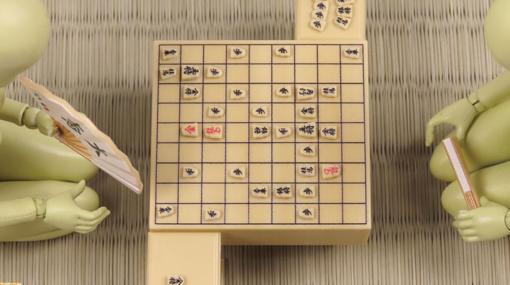 12分の1サイズ“将棋盤フィギュア”が登場。駒の裏面もばっちり再現、実際に対局も可能。扇子やタイマーなどのアイテムも付属
