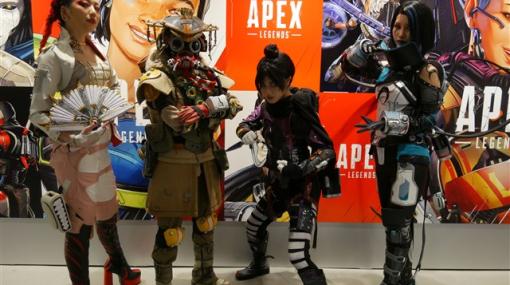 【イベント】「Apex Legends Museum + POP UP STORE」メディア向け先行内覧会をレポート！　会場限定品の販売や武器のレプリカ＆巨大ネッシーの展示も！