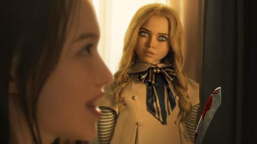 AI人形に纏わる惨劇を描くホラー映画『ミーガン』続編（M3GAN 2.0）が海外で2025年5月16日に公開へ。映画版『ファイブ・ナイツ・アット・フレディーズ』を手掛けたブラムハウスの話題作、公開時期の延期を海外メディアが報道
