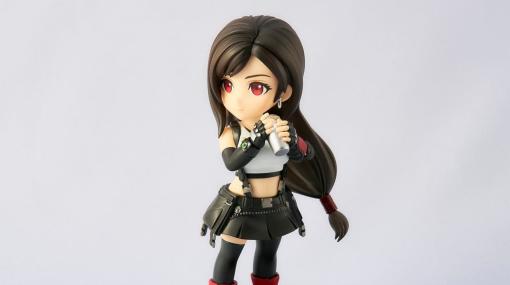 『FF7 リバース』から予約受付をスタートしたザックスとティファのデフォルメフィギュアがかっこよくも可愛らしい。バスターソードに祈るザックスやシェイカーを持つティファの姿も付属パーツで再現可能