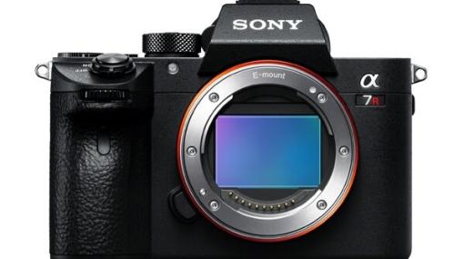 SONYフルサイズミラーレス一眼カメラ『α7R III』が、50％オフで買えるチャンス。小型で高性能なカメラで撮影を楽しもう！【楽天スーパーセール】