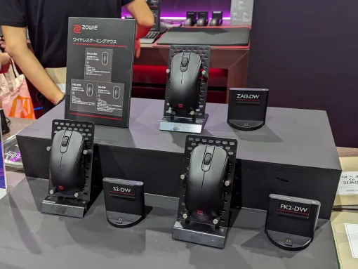 BenQ「ZOWIE」ブースで未発表のゲーミングマウスを発見！【TGS2024】50×50cmの新マウスパッドシリーズも展示