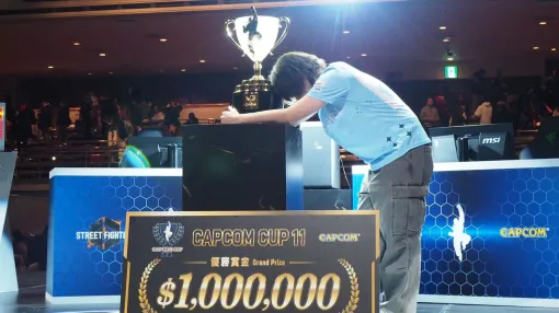 【Strike 6】The official world championship "Capcom Cup 11" is won by Sho! We will deliver a victory interview that talks about the strength of 15-year-old rising star Blaz, and a famous match that shook the venue