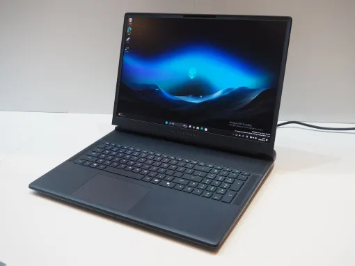 デル「Alienware」のゲーミングノートPCが刷新！ 最強のラインナップとなった新製品発表会レポート「Core Ultra 9」×「RTX 50」シリーズ搭載。新しいQD-OLEDモニターも