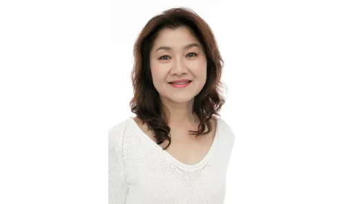 声優・川浪葉子さんが腹膜播腫のため死去、67歳。『Dr.スランプ アラレちゃん』みどり先生、『ミスター味っ子』山岡みつ子、『装甲騎兵ボトムズ』ココナ役などで知られる