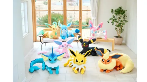 『ポケモン』イーブイの進化形たちの“等身大ぬいぐるみ”がポケモンセンターオンラインに登場。第1弾はシャワーズ・サンダース・ブースター。第2弾でエーフィ・ブラッキー、第3弾でリーフィア、グレイシア、ニンフィアも登場予定