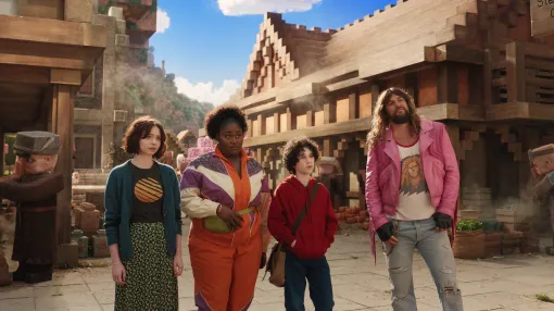 「マイクラ」がついに映画化！ 「マインクラフト／ザ・ムービー」が本日公開角張ったクリーパーや住民たちも登場する実写映画