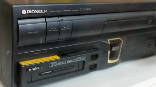 16年間の激闘の果てに「レーザーアクティブ」のエミュレーターがついに完成、いったい何が難しかったのか？