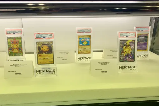 【東京コミコン2025】高額ポケカやレトロゲーム、「ウォーキング・デッド」小道具などヘリテージ・オークションズブースはお宝がずらり！