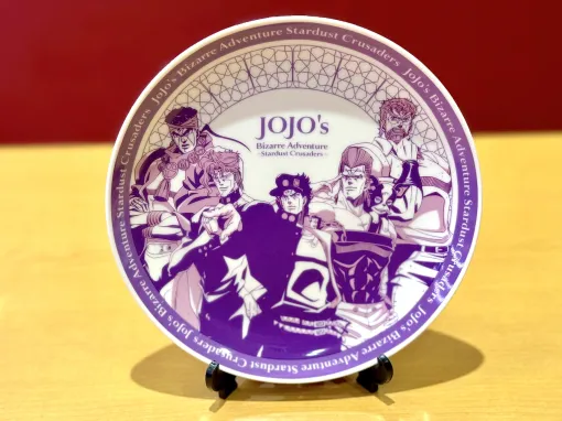 スシロー×「ジョジョの奇妙な冒険 スターダストクルセイダース」コラボ商品を撮り下ろしピック付きお寿司、プレート付きドリンクなどが登場ッ!! スシロー×「ジョジョの奇妙な冒険 スターダストクルセイダース」コラボ商品を撮り下ろしピック付きお寿司、プレート付きドリンクなどが登場ッ!!