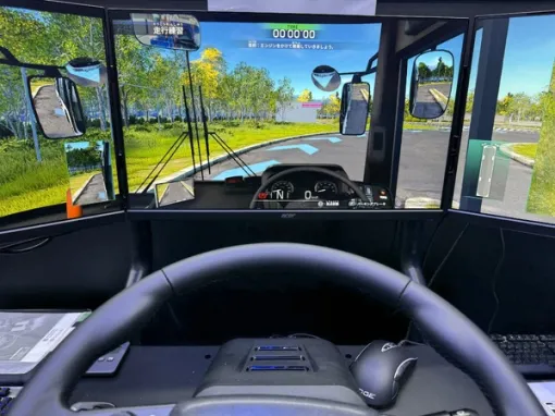 ゲームで担う社会インフラ。周辺機器メーカー・ホリが作った『自動車教習シミュレーター』が本物すぎた【TGS2026】