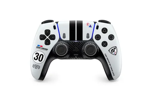「グランツーリスモ」30周年を記念したDualSense ワイヤレスコントローラーが登場「GT7」の「Spec IV」アップデート第1弾が本日配信 「グランツーリスモ」30周年を記念したDualSense ワイヤレスコントローラーが登場「GT7」の「Spec IV」アップデート第1弾が本日配信